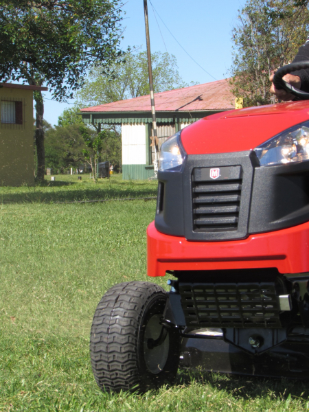 Nuevo Tractor Corta Césped